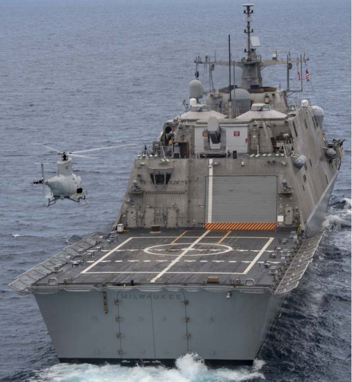  濒海战斗舰可搭载无人直升机。